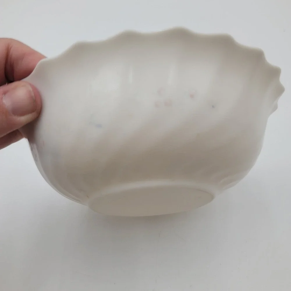 5 Arcopal France Victoria Floral Milk Glass Cereal Bowls Scalloped FADED